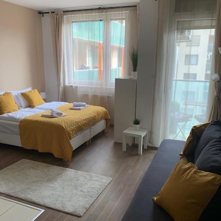 Corvin Sun Downtown Apartment Budapest Ngoại thất bức ảnh